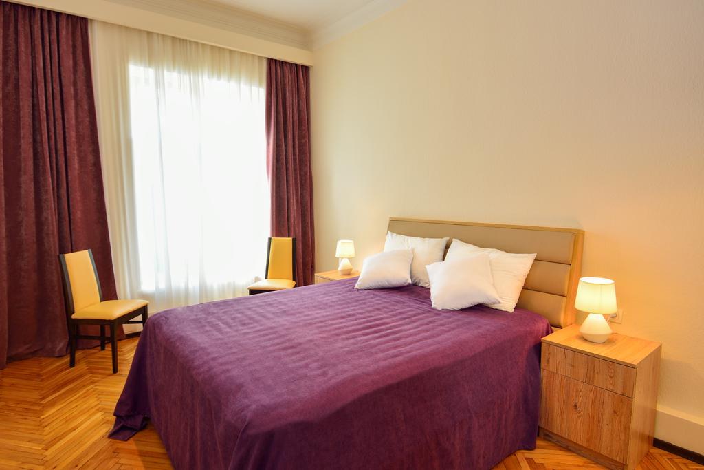 Gio'S Apartment Тбилиси Экстерьер фото