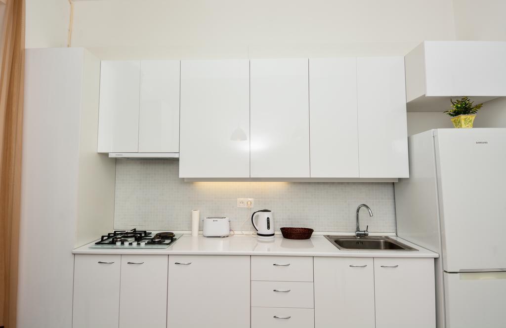 Gio'S Apartment Тбилиси Экстерьер фото